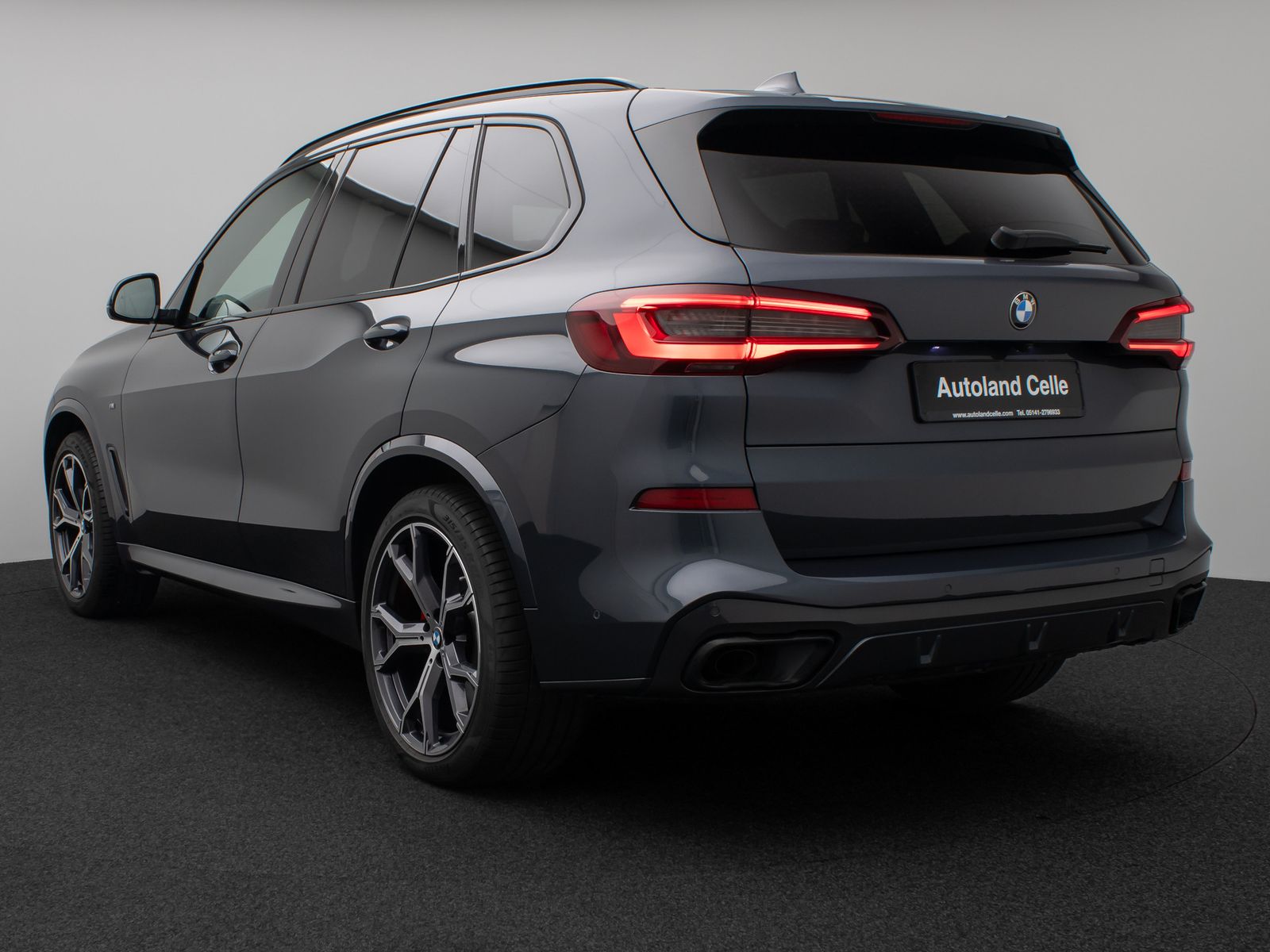 Fahrzeugabbildung BMW X5 xD40d M Sport SkyLounge 360°HUD DAB HiFi 21"