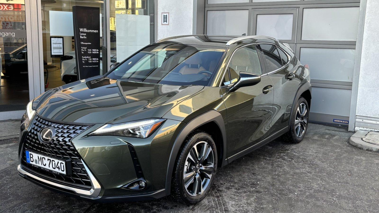 Lexus UX 300h 2,0 HEV FWD EXECUTIVE *Premium*GHD*