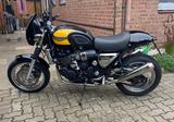 Triumph Thunderbird Sport  - Triumph Motorräder in Hamburg