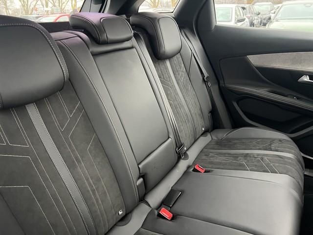 Peugeot 3008 Hybrid 136 GT Massage+ACC+CAM+NAVI+Sitzhzg+