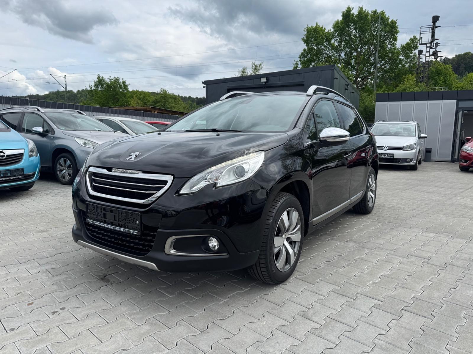 Peugeot 2008 Allure 1.2 60 kW 12V VTi  / Navi / LED