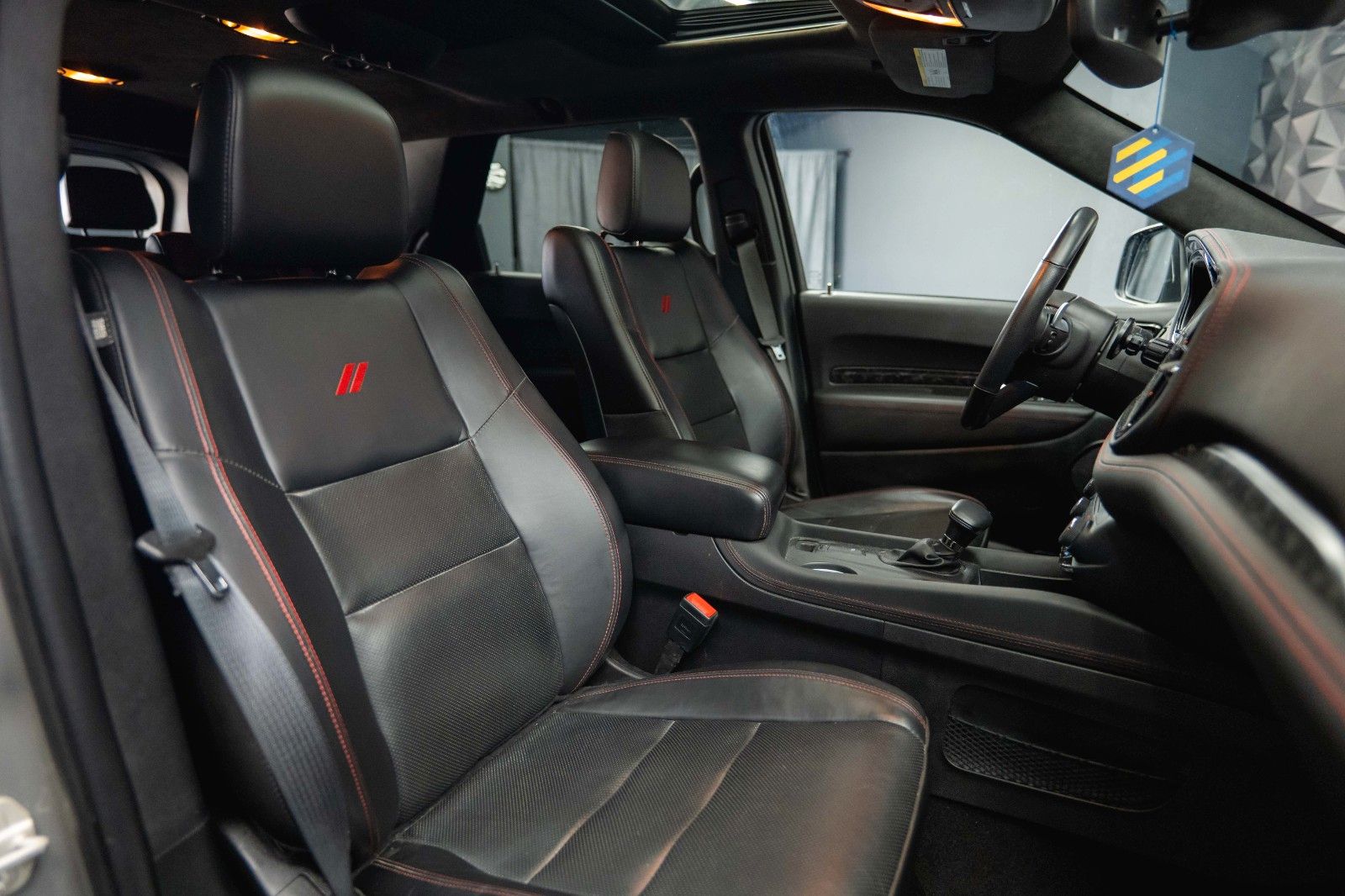 Fahrzeugabbildung Dodge Durango 5.7 V8 R/T 4x4 Night-Paket Modell 22 ACC