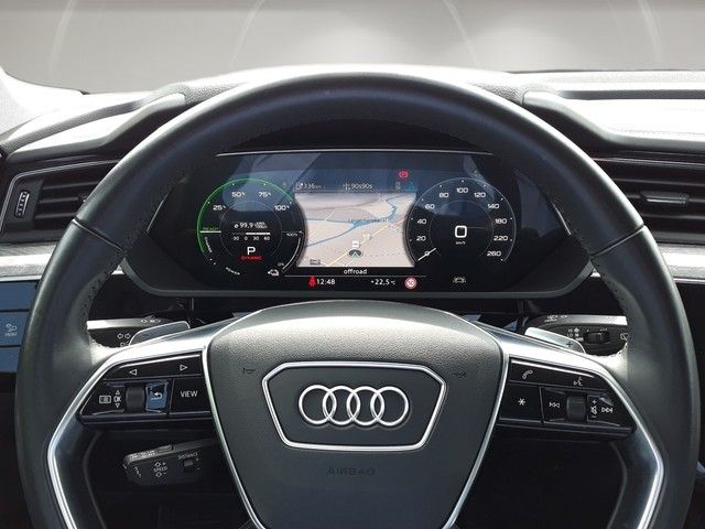 Fahrzeugabbildung Audi e-tron 55 qu. advanced B&O+HUD+21´LM+PANO+MASSAG