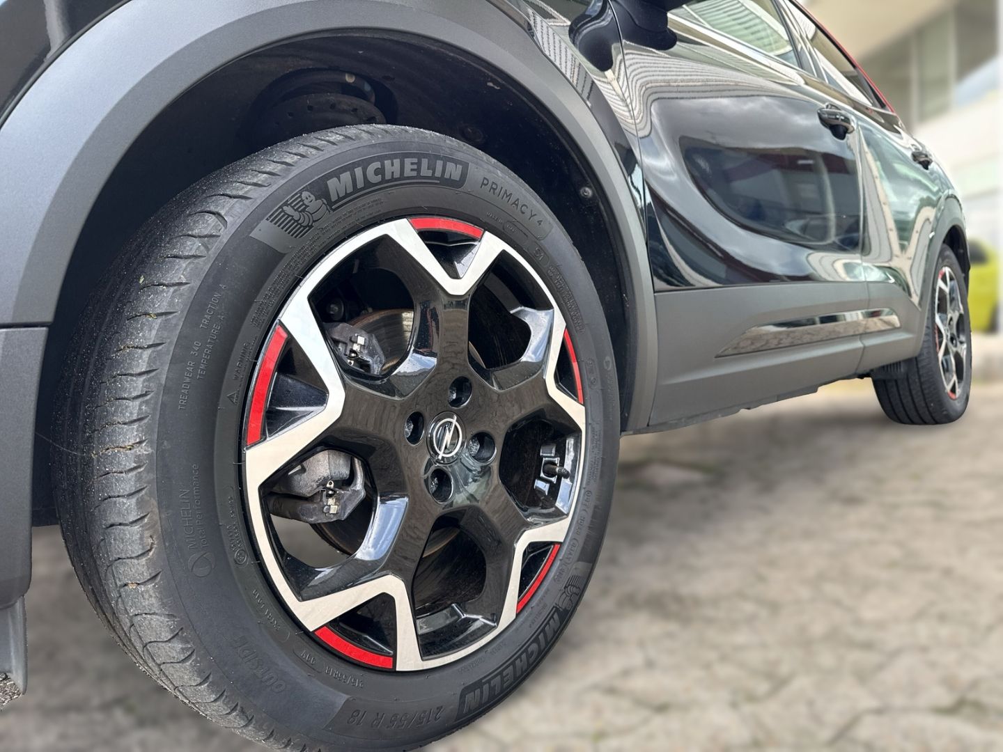 Fahrzeugabbildung Opel Mokka e GS Line Digitales Cockpit LED Apple CarP