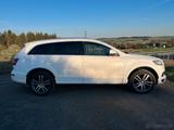 Audi Q7 3.0 TDI S-line   - Audi Q7 aus 2011: Line