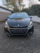 Peugeot 208 1.2  HU bis 10.2026. - Peugeot e-208 von privat