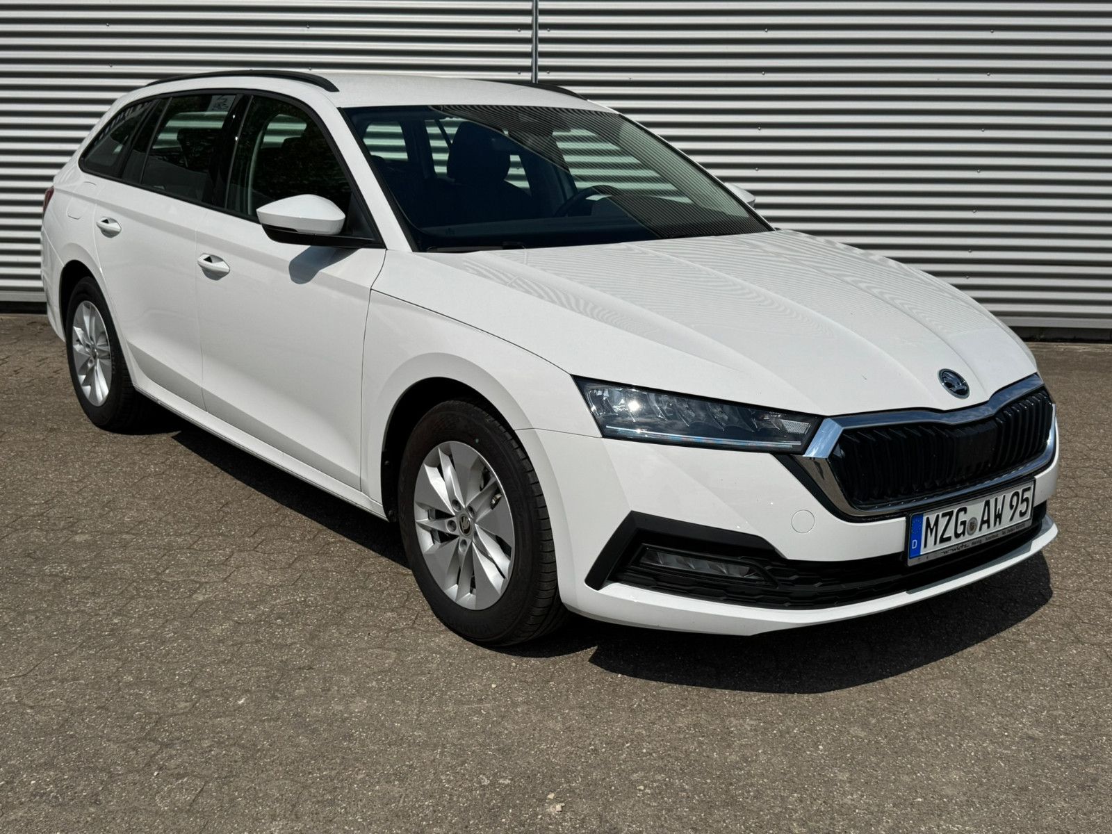 Fahrzeugabbildung SKODA Octavia Combi 1.5 TSI Climatronic Tempomat