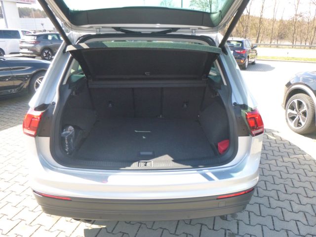 Fahrzeugabbildung Volkswagen Tiguan IQ.DRIVE 2,0 TDI >AUT/NAV/KAM/SHZ/PDC<