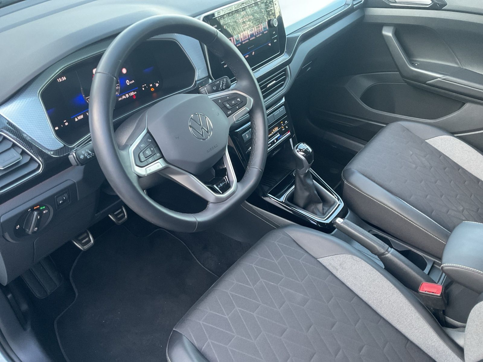 Volkswagen T-Cross - Bild 10