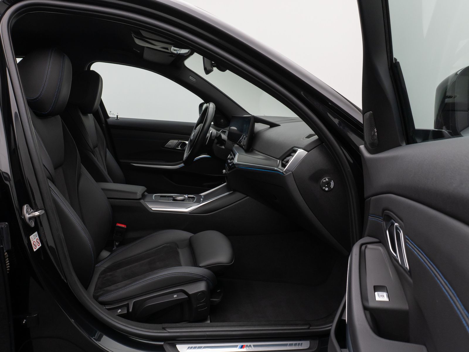 Fahrzeugabbildung BMW 330e M Sport Kamera DAB H/K Stop&Go LED 19Zoll