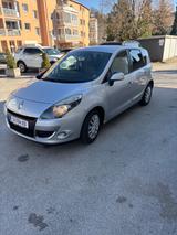 Renault Grand Scenic BOSE Edition dCi 130 FAP BOSE E... - Renault Grand Scenic aus 2011