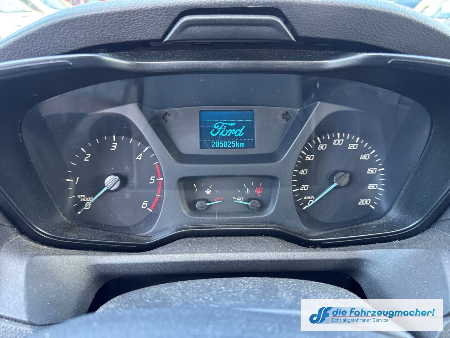 Fahrzeugabbildung Ford Transit Kombi 350 L3 2.2 TDCi DPF *2495 *KLIMA *