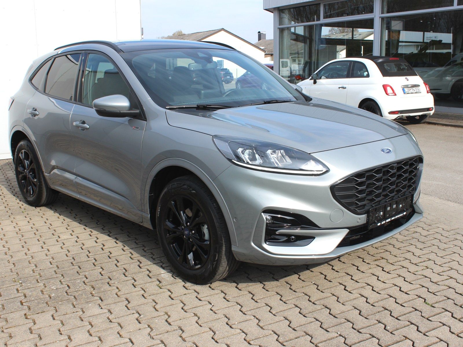 Fahrzeugabbildung Ford Kuga Plug-In Hybrid ST-Line 2,5 Duratec