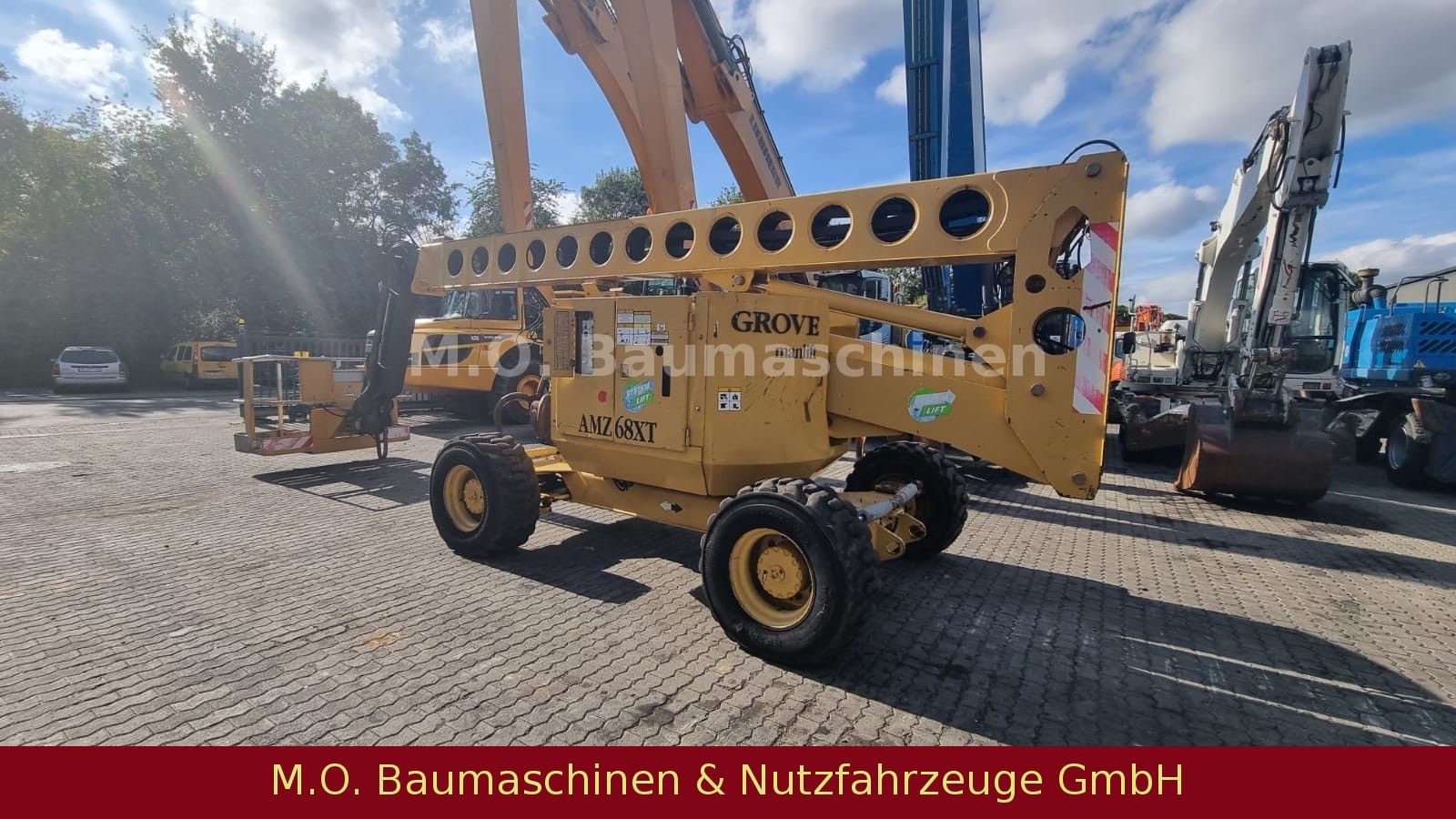 Fahrzeugabbildung Grove AMZ 68 XT / 20.9m / Allrad