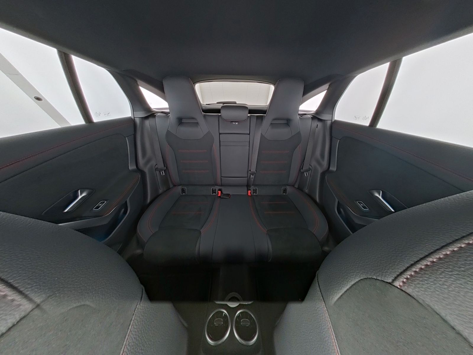 Mercedes-Benz CLA 180 Shooting Brake - Bild 17