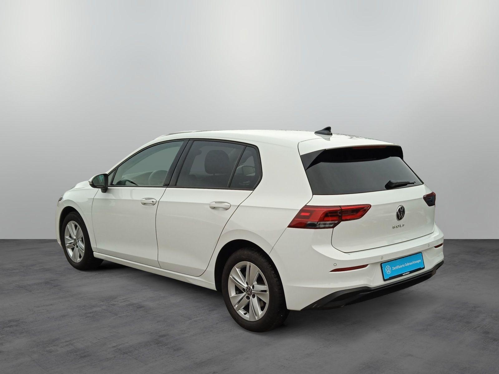 Volkswagen Golf VIII Life 1.5TSI/ Navi, App, RFK, LED+, SHZ