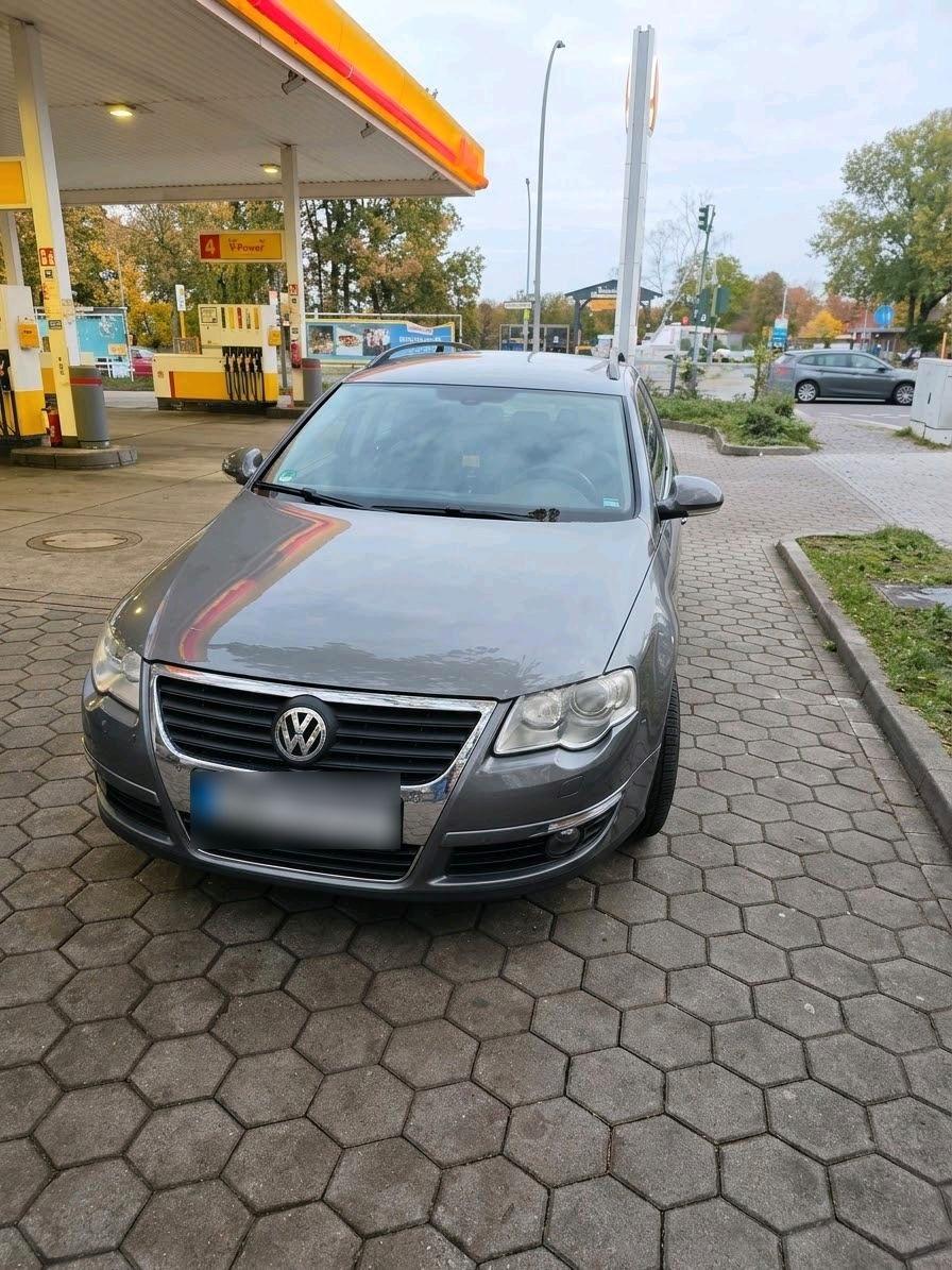 Volkswagen Passat 2008 — салон