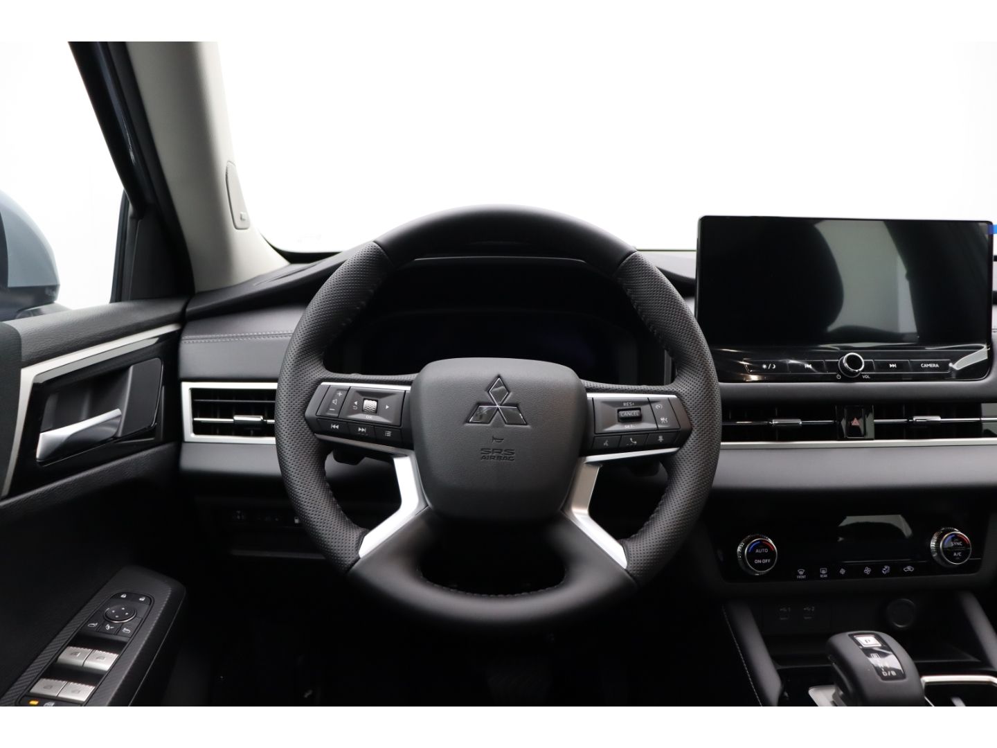 Fahrzeugabbildung Mitsubishi Outlander 2.4 PHEV 100 kW S-AWC Diamant ACC LED