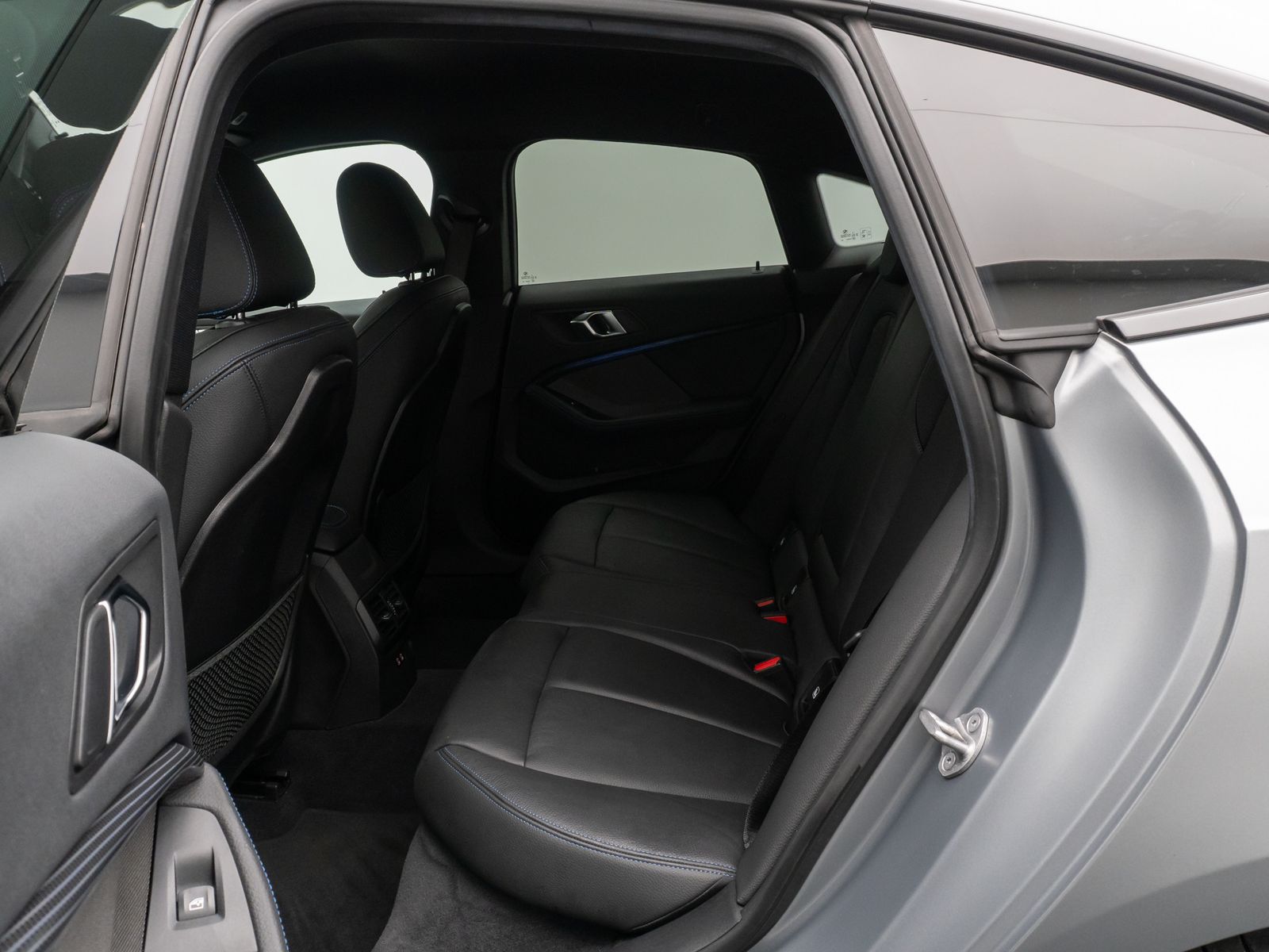 Fahrzeugabbildung BMW 220d Gran Coupé M Sport DAB Lenkradhzng H/K 18"