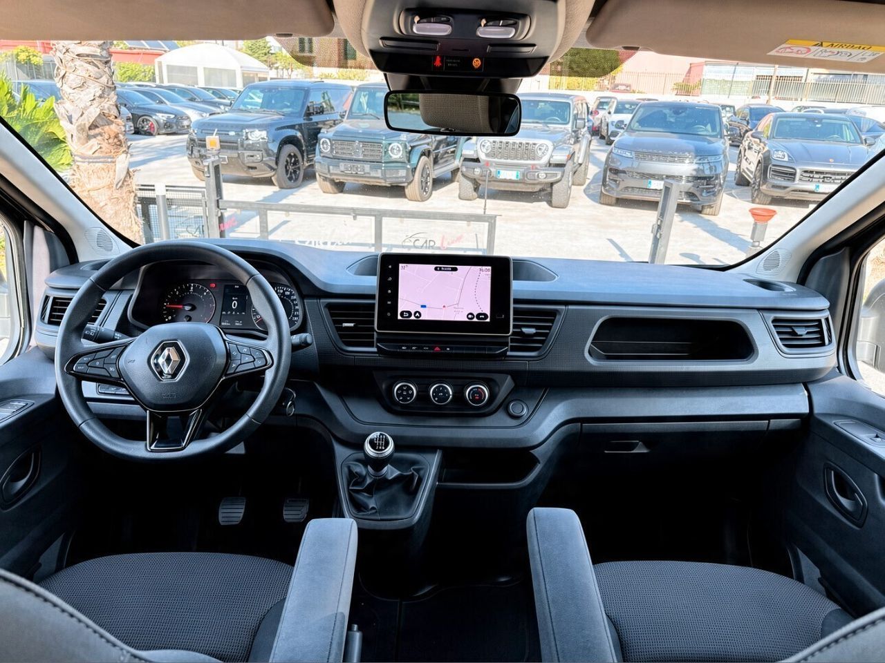Other Renault Trafic 2.0 BluedCi 150CV Zen 8 POSTI imagem 2