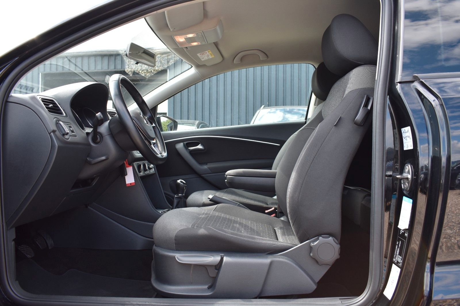 Fahrzeugabbildung Volkswagen Polo V Comfortline/KLIMA/PDC/SITZHEIZUNG/