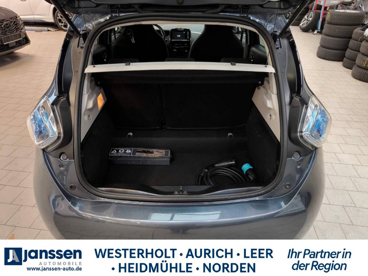 Fahrzeugabbildung Renault ZOE LIFE LIMITED Paket ZE 40