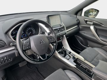 Mitsubishi Eclipse Cross - 11