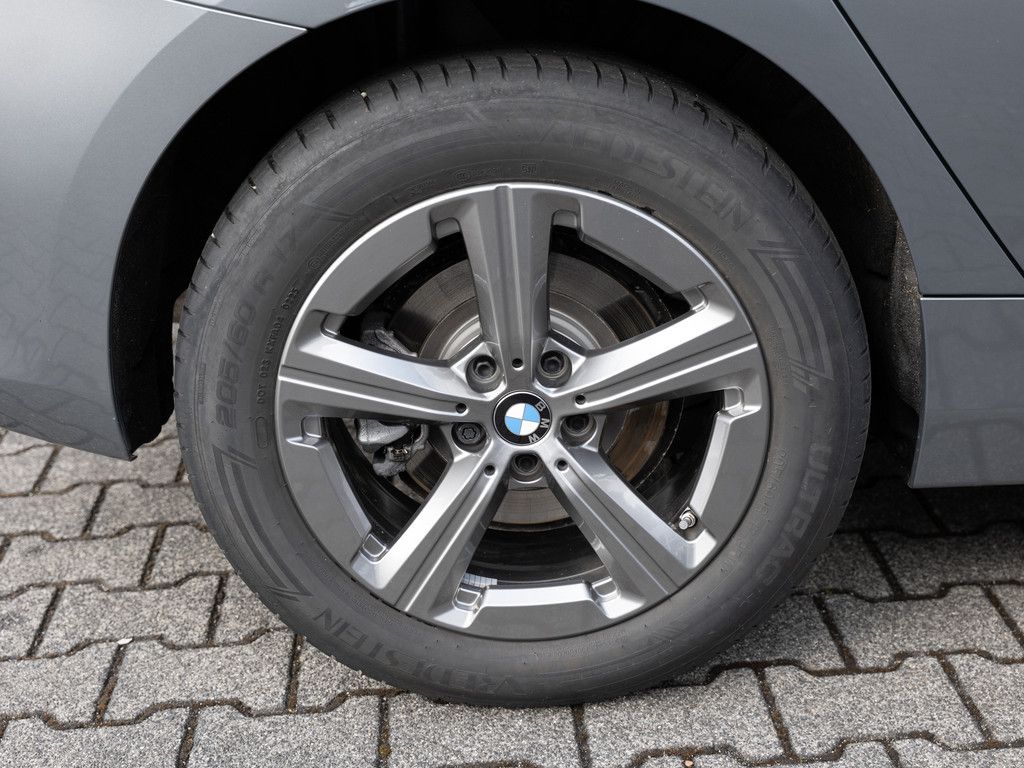 BMW 220 Active Tourer - Bild 12