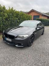 BMW F10 V8 550i M Packet - BMW 550 aus 2012