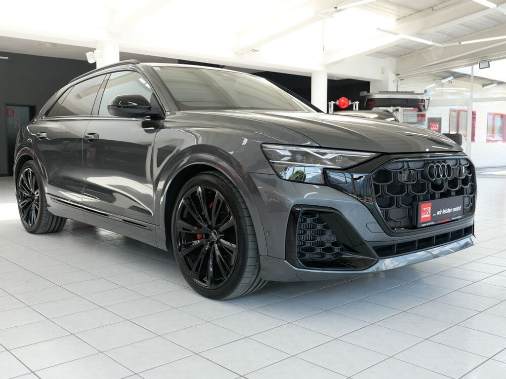 Audi Q8 60 TFSI e quattro *HEADUP*PANO*HDMATRIX*SL