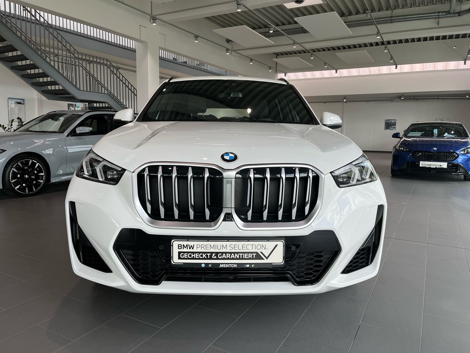 BMW X1 xDrive23i M Sportpaket HuD foto 2