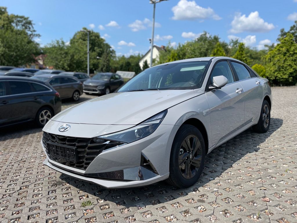 Hyundai Elantra | Auto kaufen bei mobile.de