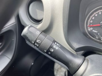 Toyota Yaris - 7
