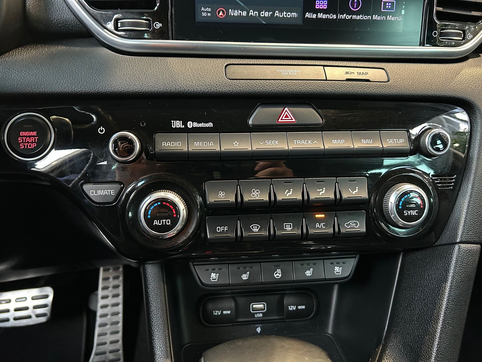 Fahrzeugabbildung Kia Sportage GT-Line 4WD ACC LED NAVI ALU