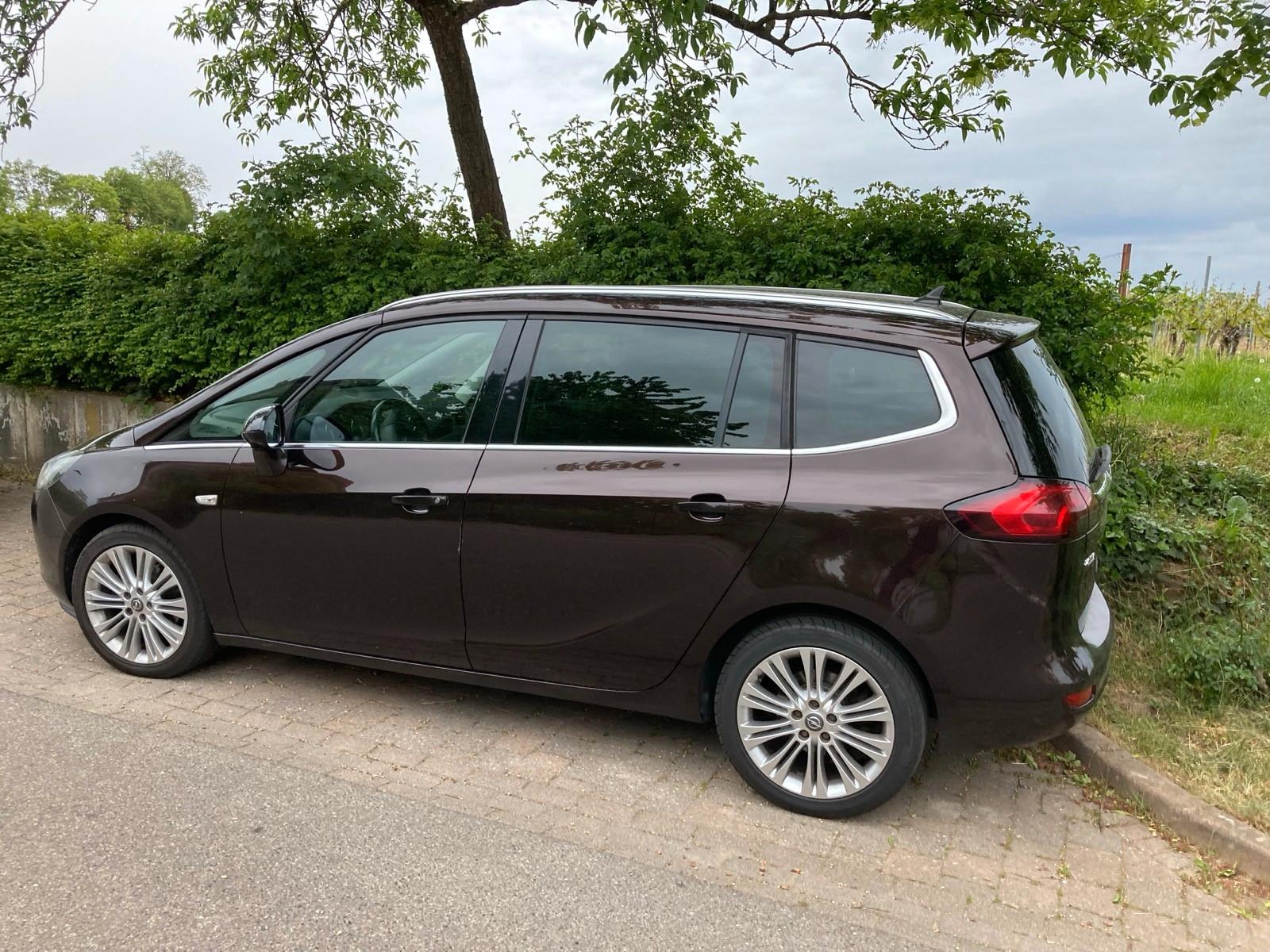 Opel Zafira tourer 2012 — фото 10