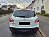 Nissan Qashqai Tekna 1.Hand*AHK*PANO*360Kam*Leder*18ALU - Nissan Qashqai mit Benzin-Antrieb: Limousine