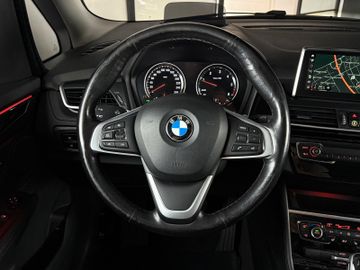 BMW 220 Gran Tourer - 12
