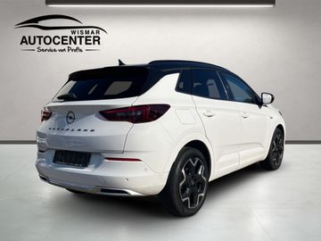 Opel GRANDLAND ULTIMATE HYBRID AT8