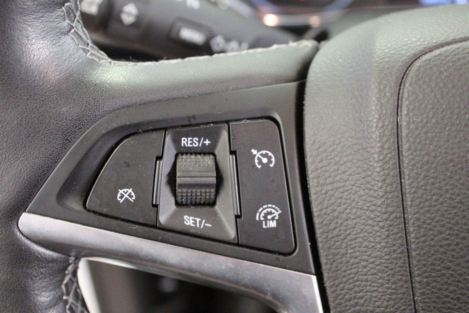 Fahrzeugabbildung Opel Mokka X 1.4 1.4 Turbo, Innovation,Automatik