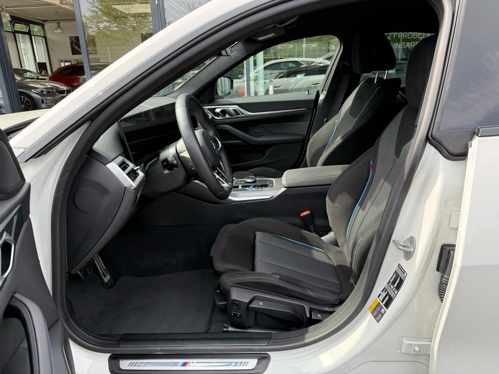 BMW i4 xDrive40 M Sportpaket //Stop&Go HiFi HUD