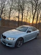 BMW E92 M-Paket 320D - BMW 320 aus 2011: Coupe, 320d