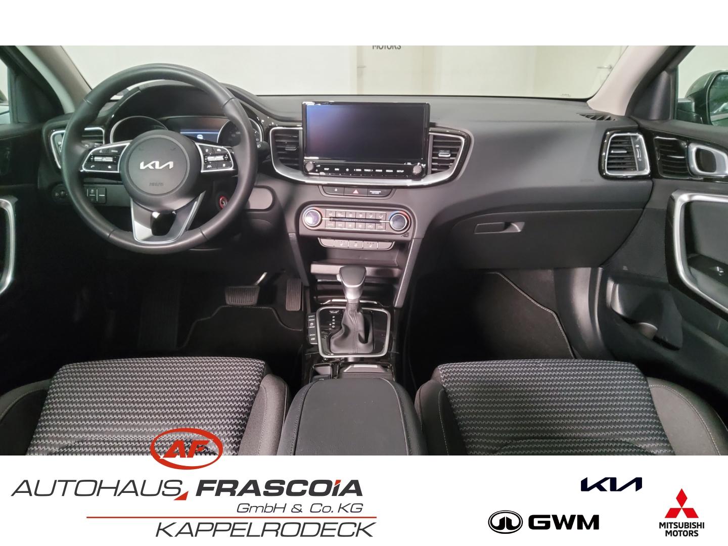 Kia Ceed_sw Spirit 1.5T Navi ACC PDChi. Rückfahrkam.