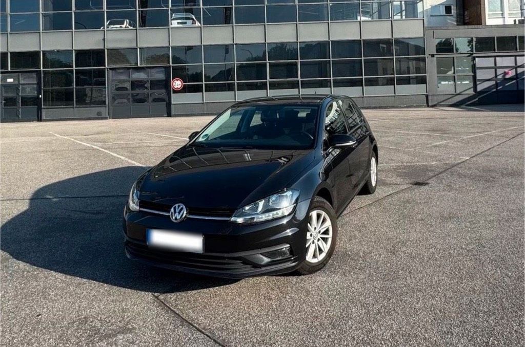 Image of Volkswagen Golf