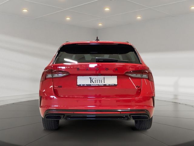 Octavia Škoda Octavia Combi RS iV / pACC MATRIX