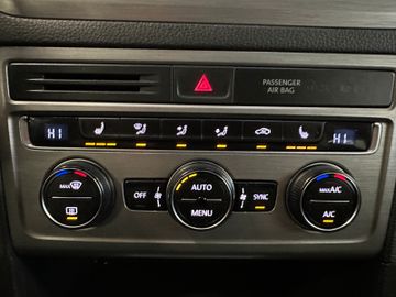 MYAUTOCENTER – Gebraucht- und Jahreswagen mit Werkstattservice in Pfaffenhofen Volkswagen Golf Sportsvan VII Comfortline BMTStart-Stopp