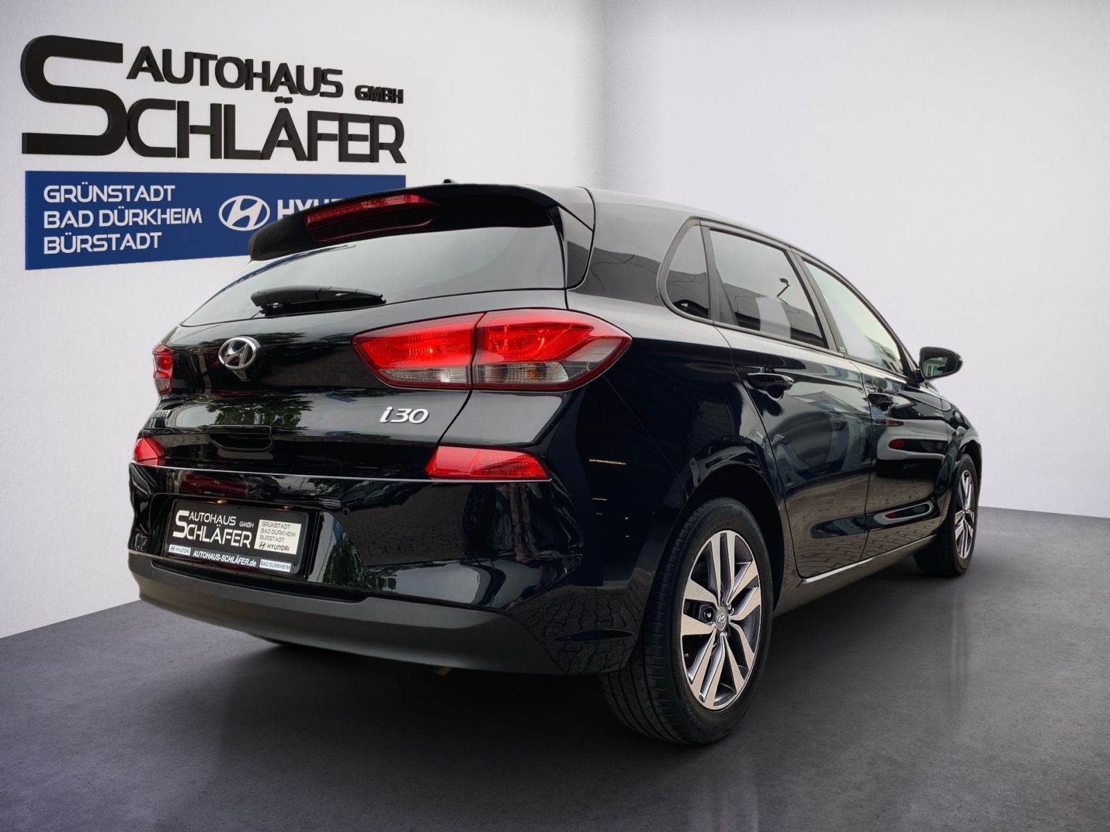 Fahrzeugabbildung Hyundai i30 1.0 T-GDI Passion Kamera 8x bereift