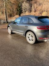 Porsche Macan S - Porsche Gebrauchtwagen in Freiburg