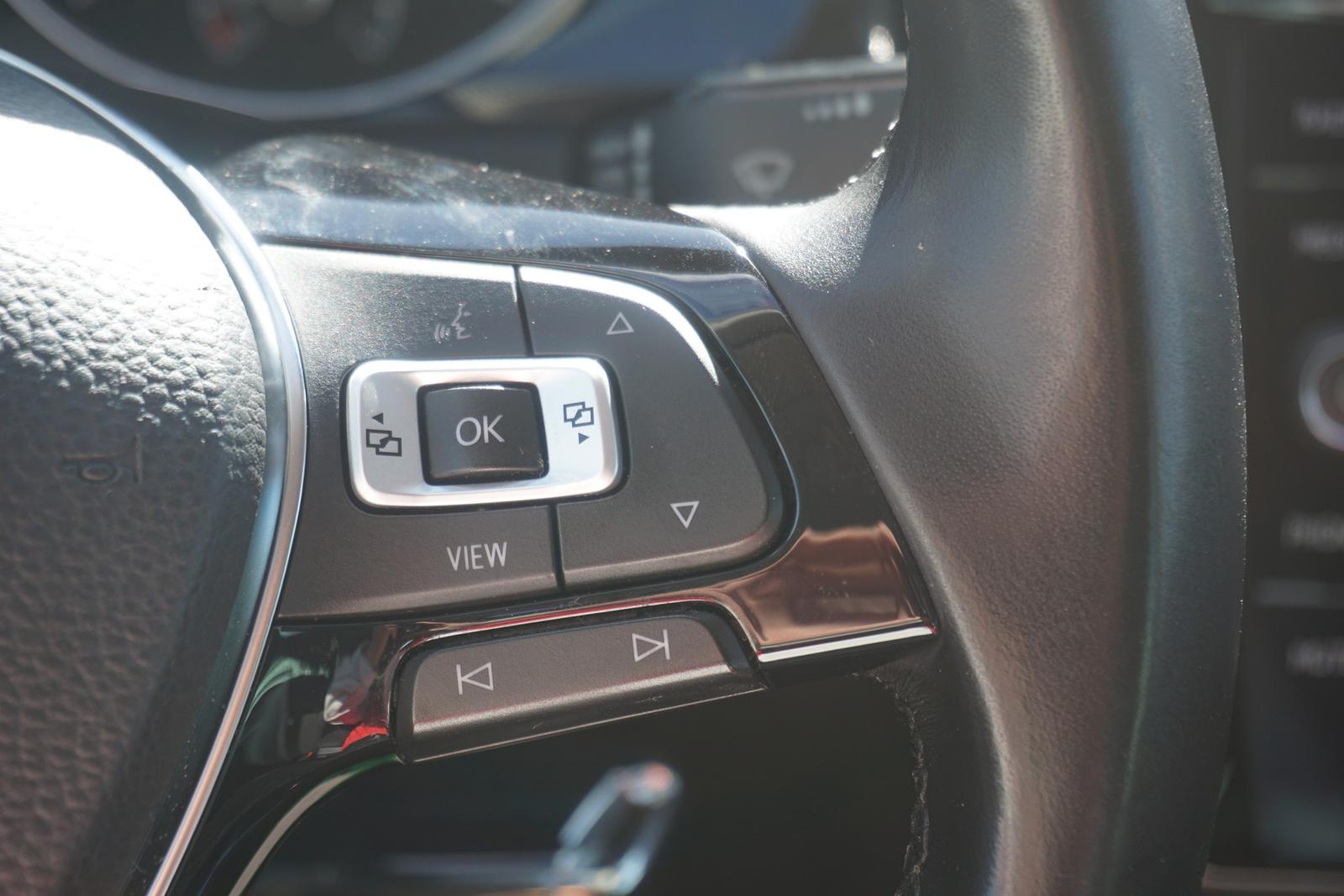 Volkswagen Golf VIII 1.5 TSI LED ACC Tempomat Totwinkel, миниатюра 22