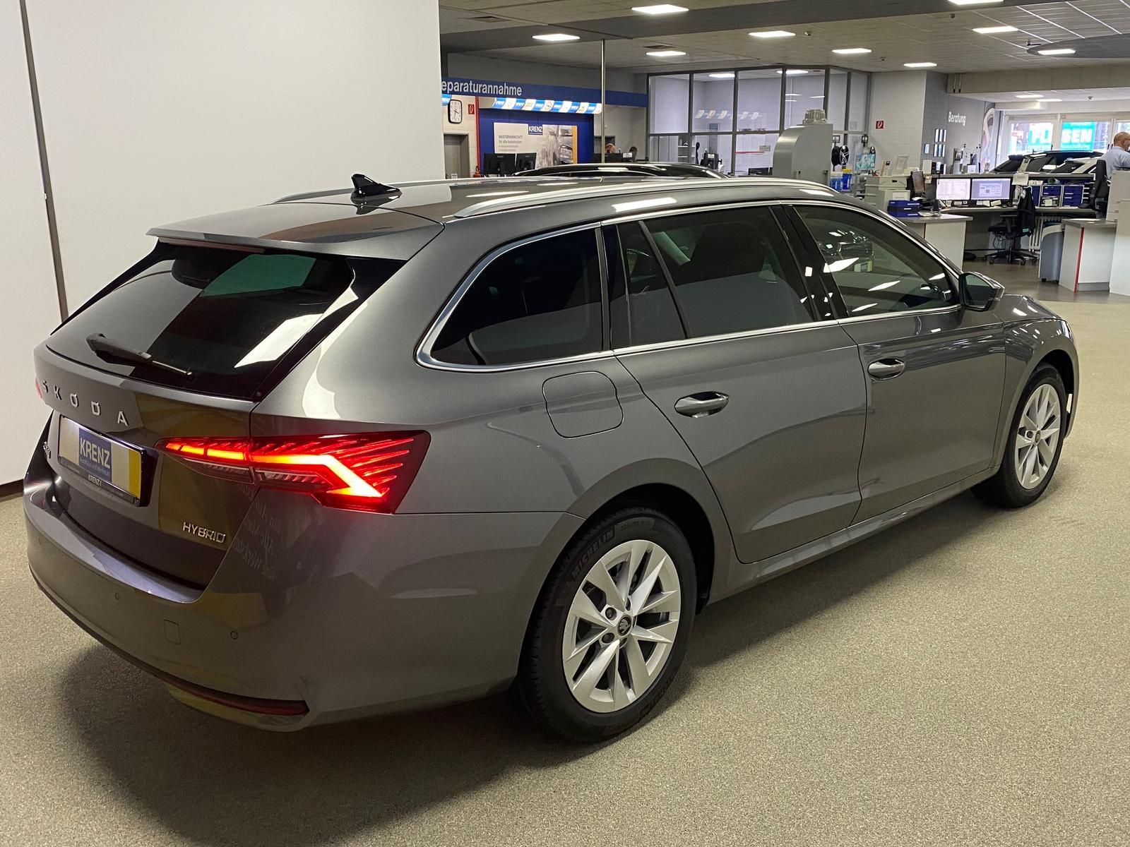 Fahrzeugabbildung SKODA Octavia 1.5 TSI mHEV Selection+ACC+RFK+5J. GARAN