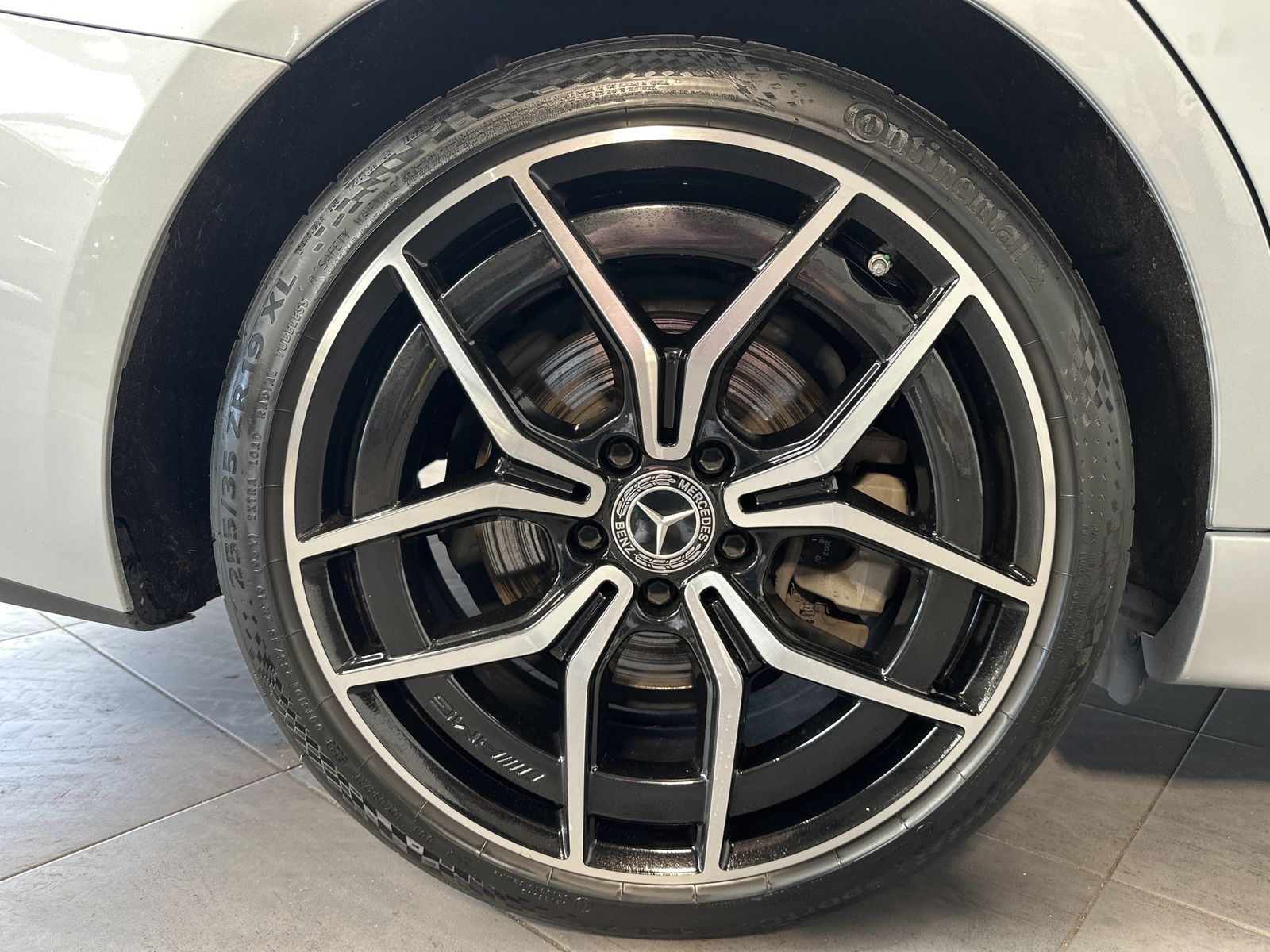 Fahrzeugabbildung Mercedes-Benz C 220d T 4Matic AMG Line NAV+LED+ACC+STHZ+19ZOLL